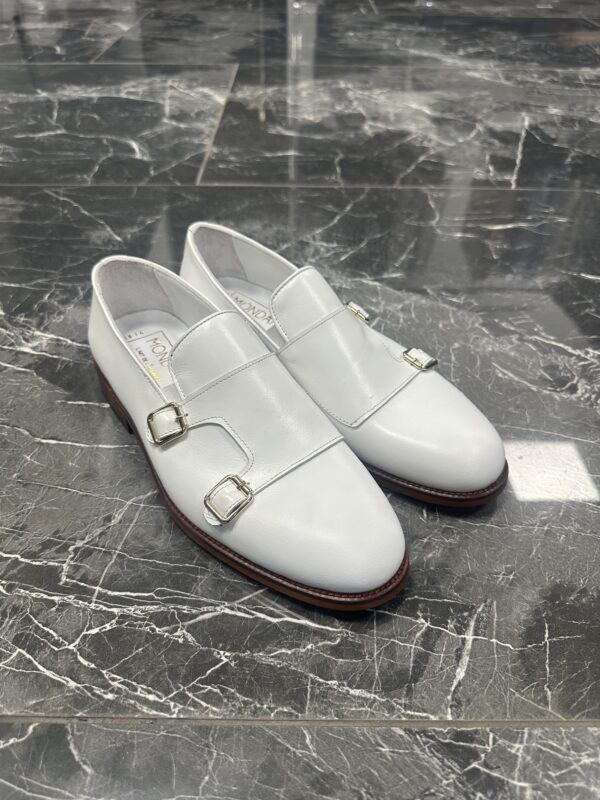 Weiße Loafer Schuhe für Herren mit Monkstrap